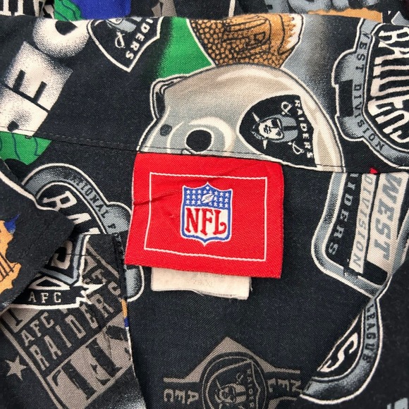 NFL Oakland Raiders Mens XL Black All Over Print Hawaiian Button Front Shirt Vtg - Picture 5 of 7